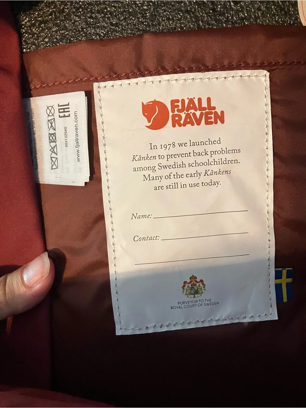 Fjallraven Kånken Mini Backpack in Burgundy